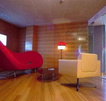 Colon Tuy Hotel