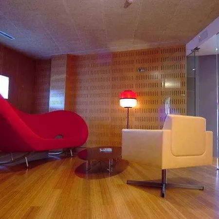 Colón Tuy Hotel