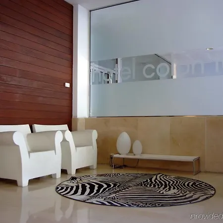 Hotel Colón Tuy 3*